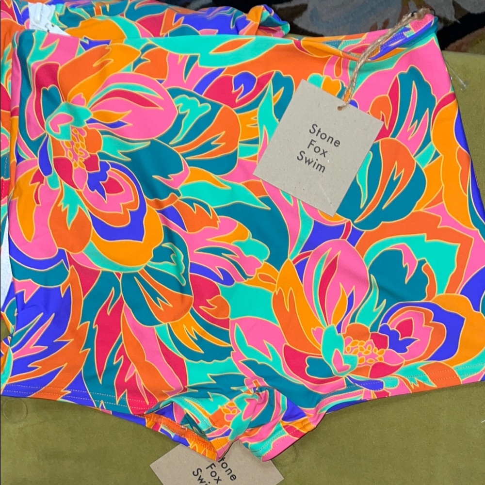 FREE PEOPLE X Stone Fox Swim Multicolor Floral Swimsuit short set NWT - Picture 3 of 4